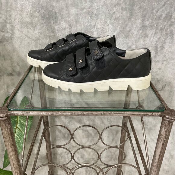 Bernardo Dillon Sneaker womens 7 Quilted Black Leather Stud Grip Strap Lug Soles - Picture 1 of 16